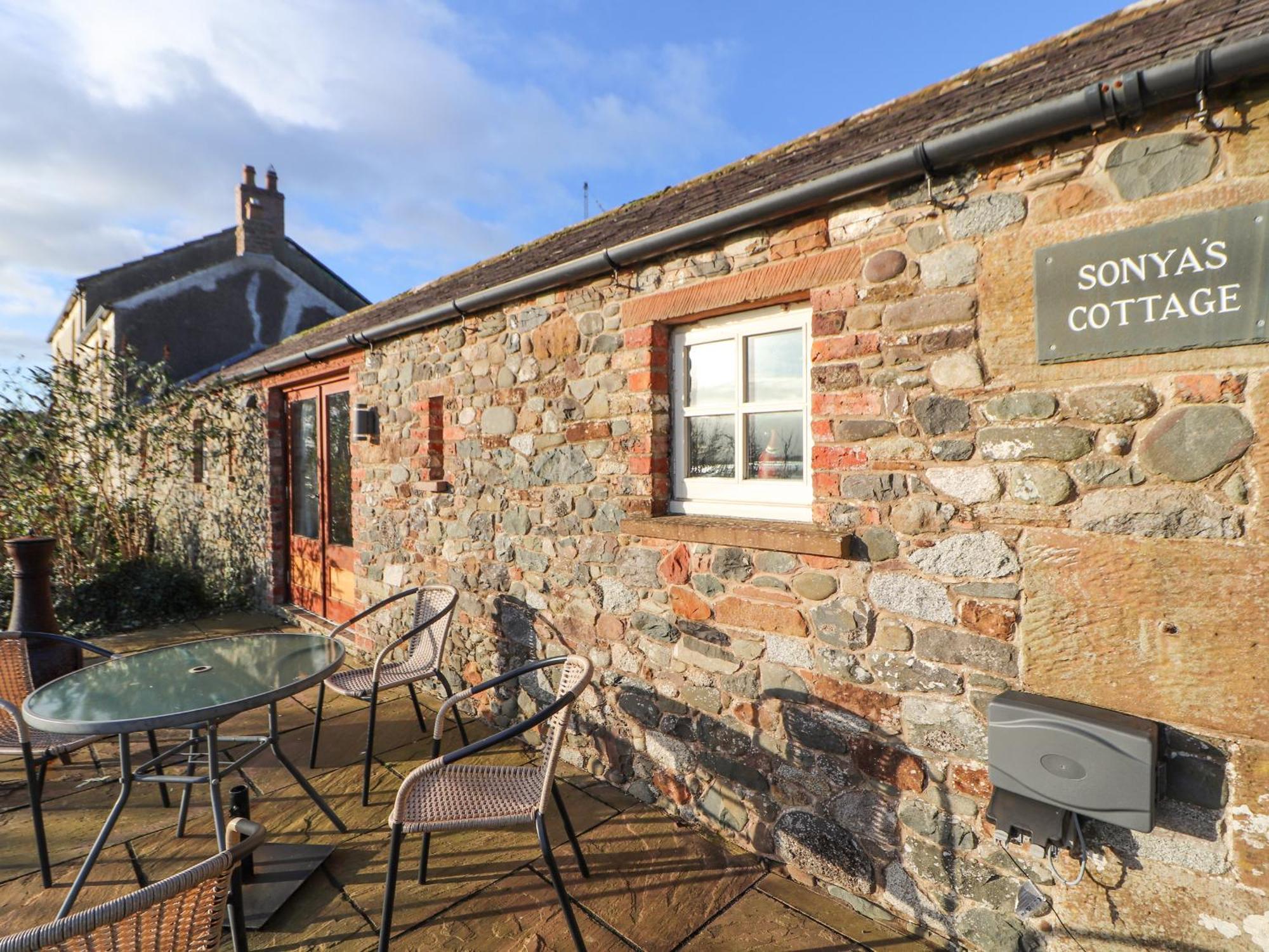 Sonya'S Cottage Anthorn Exterior photo
